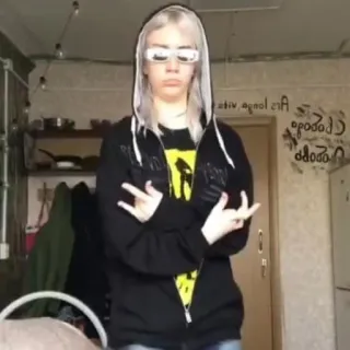 😎 fd51997f 소녀, 여자, 선글라스, 제스처, 태도 telegram sticker