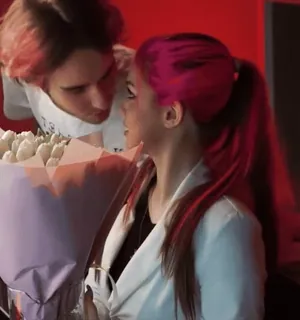 😘 d6fc280f casal, romance, flores, amor, relacionamento whatsapp sticker