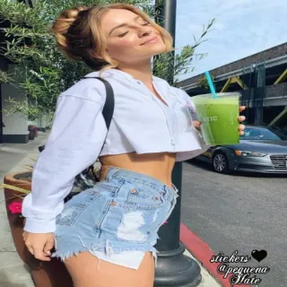 🚶‍♀ 02839158 stickers
@pequena Slate ผู้หญิง, เครื่องดื่ม, ลำลอง, กางเกงขาสั้น, ถนน telegram sticker