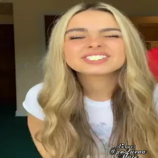 😁 27e47910 stickers
@pequena
flate ผู้หญิง, ผมบลอนด์, ผม, ยิ้ม, สติกเกอร์ telegram sticker