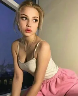 🙄 65e1cc7c ผู้หญิง, ผู้หญิง, ภาพเหมือน, ความงาม, แฟชั่น, หนุ่ม telegram sticker