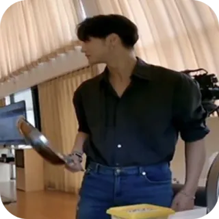 👍 0e3cb7cc memasak, dapur, pria, panci, koki telegram sticker