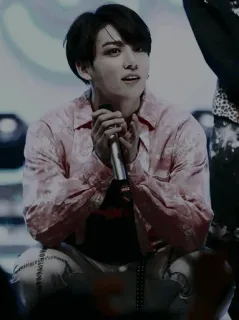 🌪 7bc86877 Jungkook 歌手, 韩国流行音乐, 艺术家, 麦克风, 表演, 名人, 音乐 whatsapp sticker