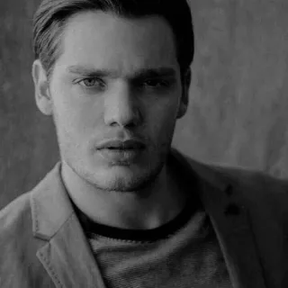 🥀 3e3e4486 男人, 肖像, 演员, 脸, 男性, 英俊 whatsapp sticker