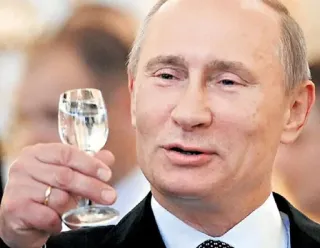 ☺️ 42c47f46 Vladimir Putin politique, président, Russie, personnalité politique, boire, toast whatsapp sticker