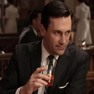 ☹️ c8ae420a Don Draper Mad Men homme, boire, cocktail, costume, années 60, Jon Hamm, alcool, boisson whatsapp sticker