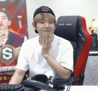 ❄️ b33c5f2d whatsapp sticker