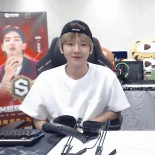 ❄️ c4b7c8ca whatsapp sticker