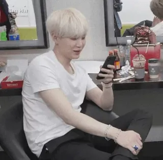 🖤 d428acee telegram sticker