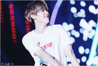 🌸 0ba322f7 Rainbow kpop, idol, musik, person, lächelnd whatsapp sticker