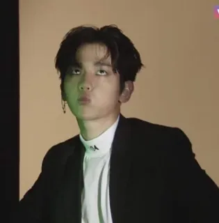 🌻 b4e90f96 whatsapp sticker