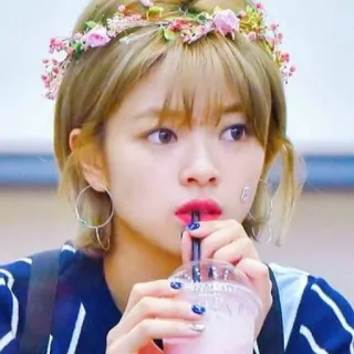 🤔 b8ee1a8e telegram sticker