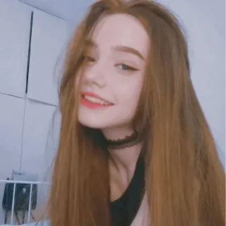 ⚰ 726c5d31 女孩, 女人, 肖像, 项圈, 长发, 微笑 whatsapp sticker