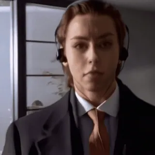 🎧 30ec142f Patrick Bateman American Psycho American Psycho, Patrick Bateman, film, postać, garnitur, lata 80 telegram sticker