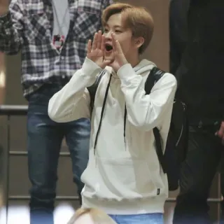 🌑 c8344b90 telegram sticker