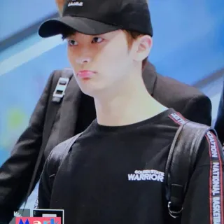 ↳ɴɪᴀᴍ— @therealMIAH telegram stickers