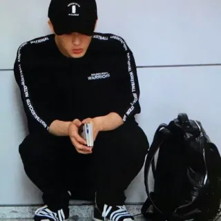 ↳ɴɪᴀᴍ— @therealMIAH telegram stickers