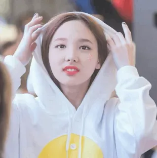 🐰 52b2bdc2 Nayeon kpop, twice, 나연, 아이돌, 가수, 귀여운 telegram sticker