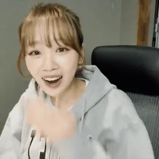 🛹 f3f3f56a telegram sticker