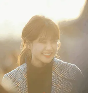 😂 06731eaa ผู้หญิง, ภาพเหมือน, คน, ยิ้ม, ผู้หญิง, มีความสุข, เด็กผู้หญิง telegram sticker