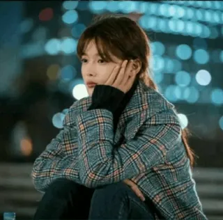 😕 fc934454 ผู้หญิง, เสื้อโค้ท, ภาพเหมือน, คน, เมือง, เกาหลี telegram sticker