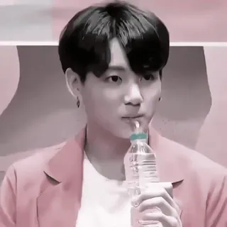 🧃 e66b2ec5 Jungkook чонгук, bts, k-pop, певец, айдол whatsapp sticker