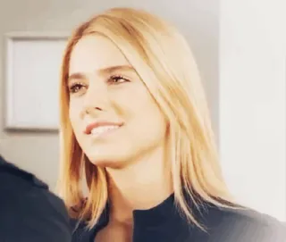 🍹 4c03cf06 retrato, mulher, loira, rosto, sorrindo whatsapp sticker