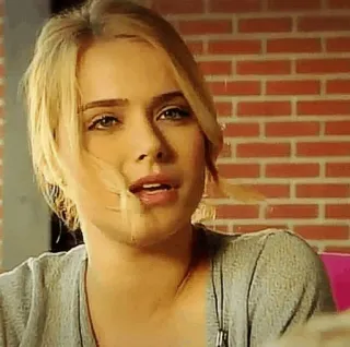 🍹 c38ad68d mulher, retrato, cabelo loiro, mulher, pessoa, rosto whatsapp sticker