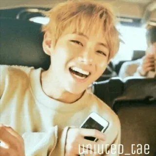 💎 48059e81 uniuced_cae person, smile, selfie, portrait, happy, indoor, male, man whatsapp sticker