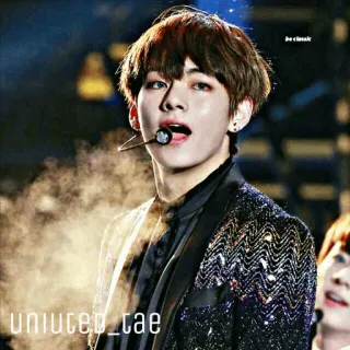🌿 586eddb7 V (Kim Taehyung) uniwuted_tae kpop, idol, singer, artist, music, bts whatsapp sticker