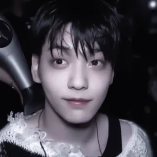 🫐 bcf41d32 telegram sticker