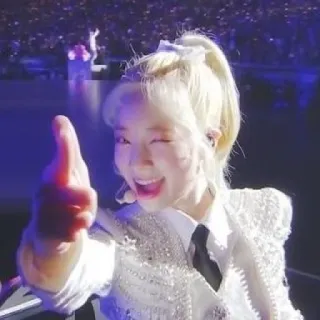 🐒 d1a235e8 woman, thumbs up, smile, white shirt telegram sticker