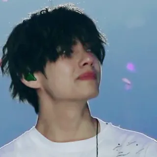 😢 d56b8374 V v, taehyung, bts, kpop, sänger, idol, musik telegram sticker