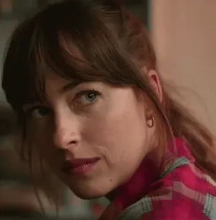 🍦 33c4805e dakota johnson, attrice, celebrità, donna, ritratto, persona whatsapp sticker