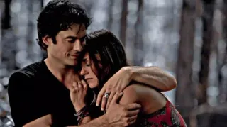 🎭 3f133f38 para, przytulanie, uczucie, romantyzm, miłość, związek telegram sticker