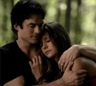 🖤 21808e43 Elena Gilbert The Vampire Diaries tình yêu, cặp đôi, lãng mạn, ôm, ma cà rồng, hôn telegram sticker