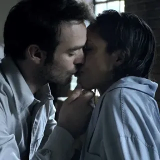 🥊 e249399d ciuman, romantis, pasangan, cinta, intim telegram sticker