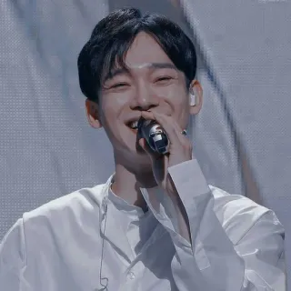 ⛓ 7e5dabce cantor, microfone, homem, retrato, K-Pop, performance telegram sticker