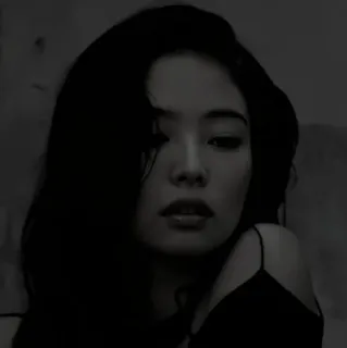 ♟️ 24372c76 woman, portrait, dark, person whatsapp sticker