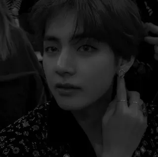 🔔 886e0acd V V, BTS, Kim Taehyung, Kpop, penyanyi, idola telegram sticker