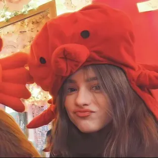 💕 0cd7ab90 crab hat, woman, portrait, selfie, animal hat telegram sticker