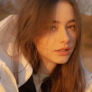 💕 d90cfad6 portrait, woman, girl, female, person, face, beauty telegram sticker