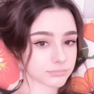 🐠 348a7fa0 ritratto, donna, bellezza, selfie, femminile, viso, ragazza telegram sticker