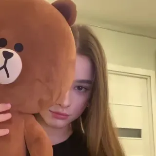 ➰ 44825409 เด็กผู้หญิง, ตุ๊กตาหมี, ภาพเหมือน, น่ารัก telegram sticker