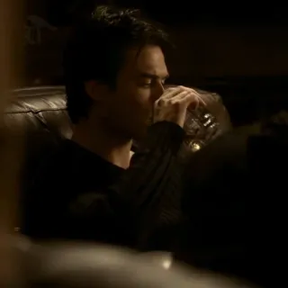 🍸 6a4abe9f hombre, bebiendo, alcohol, retrato, vaso telegram sticker