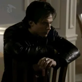 🍸 e1abbba2 Damon Salvatore The Vampire Diaries vampiro, hombre, chaqueta de cuero, melancólico telegram sticker