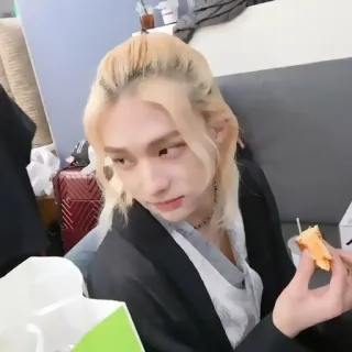 🎸 ed201651 whatsapp sticker