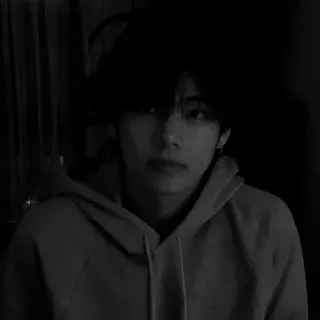 🀄️ 7b6fb74e Porträt, Person, Mann, Kapuzenpullover, Schwarzweiß telegram sticker