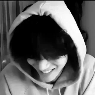 💌 a44a26bd person, hoodie, lächelnd, glücklich, teenager, porträt telegram sticker