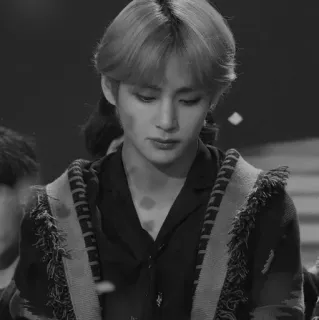 🕸 abcf83d8 V Person, Mann, Porträt, Promi, Schwarzweiß telegram sticker